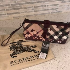 New with tags Burberry wristlet